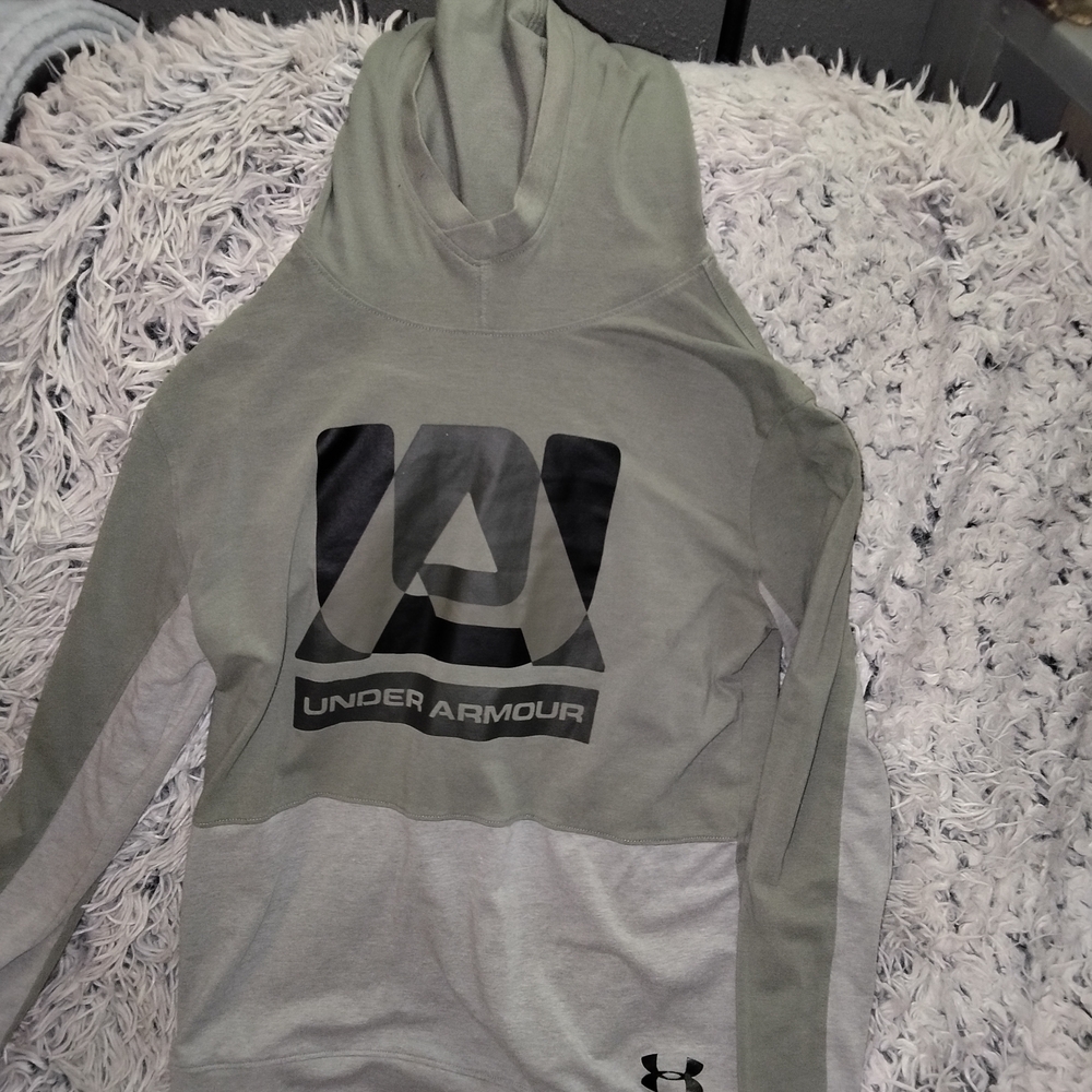 Under Armour Kids Long Sleeve Hoodie - Olive and Gray